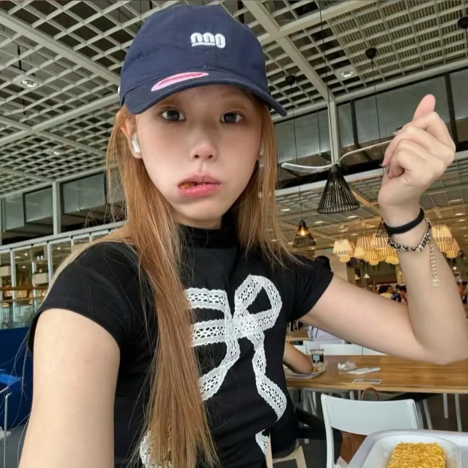生活艰难也许快乐